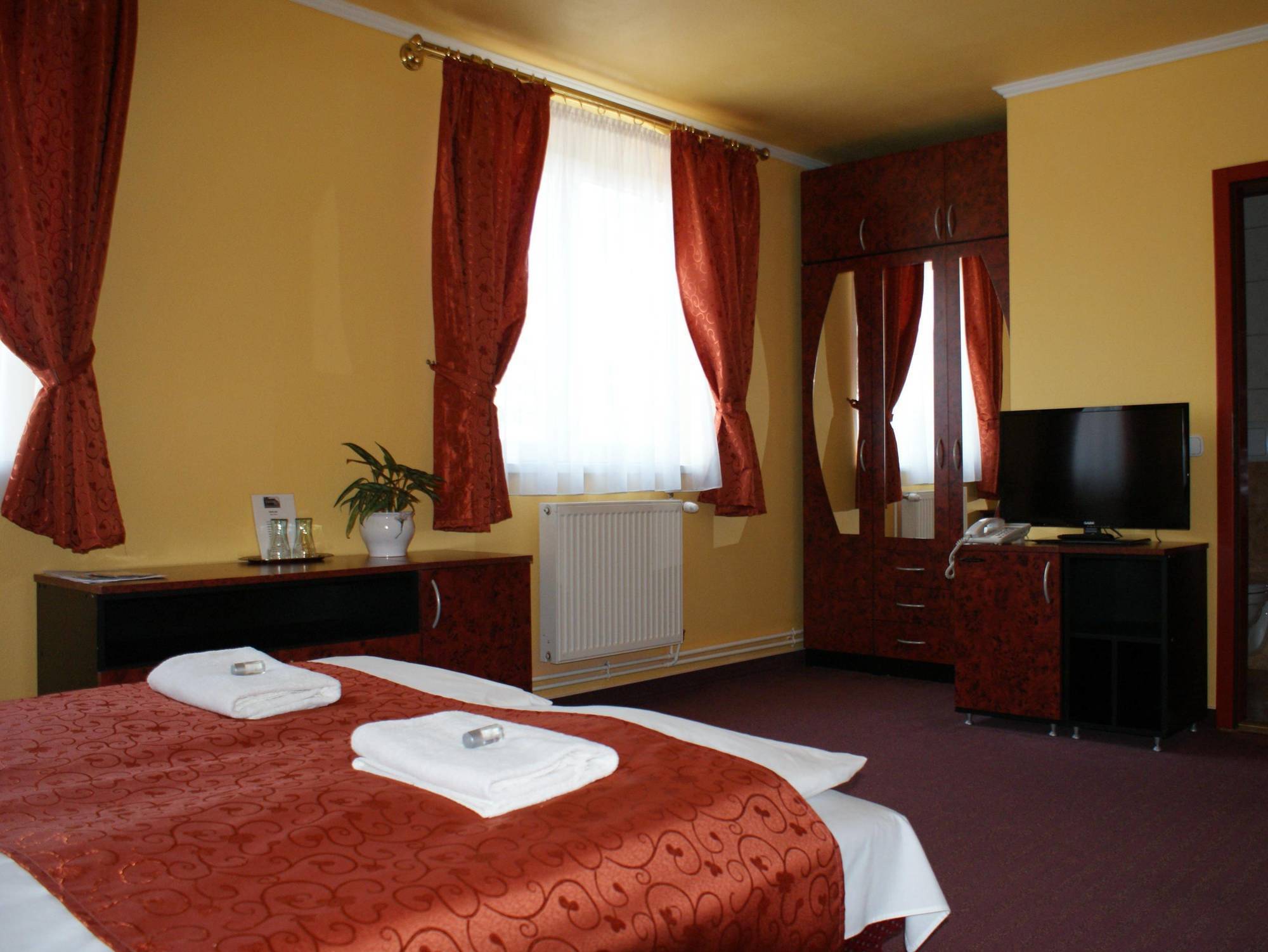 Hotel Palota City Budapest Exterior foto